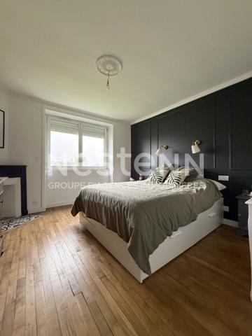 REGUINY - Jolie propriété des années 50 à vendre, 3 chambres, garage et 810 m² de jardin