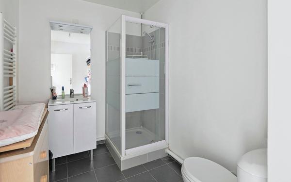 Appartement à vendre    2 pièces • 41,66 m2 Thorigny-sur-Marne