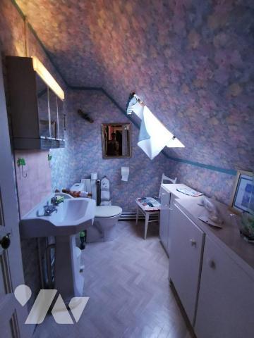 A visiter sans tarder!
Charmante maison familiale située dans le bourg de Aubigné Racan de env...