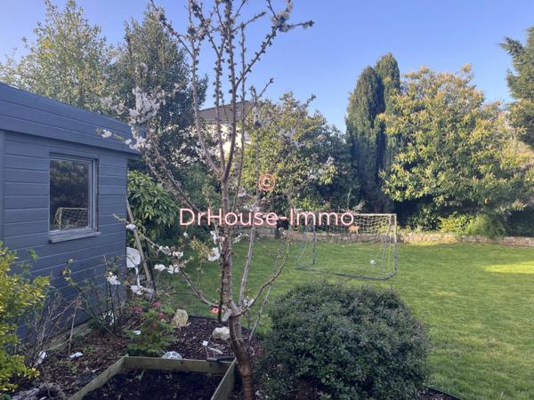 Maison à vendre 8 pièces de 233 m²