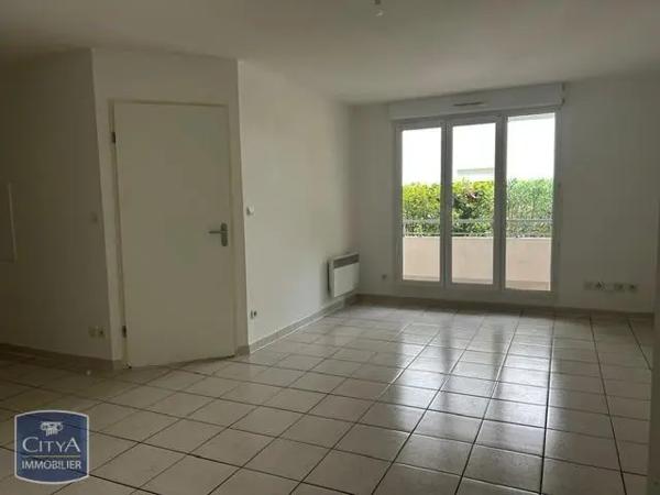 Appartement à louer 3 pièces 54.87m² Nîmes (30000)