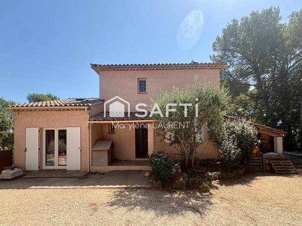 4 chambres ;cadre champêtre , piscine, double garage