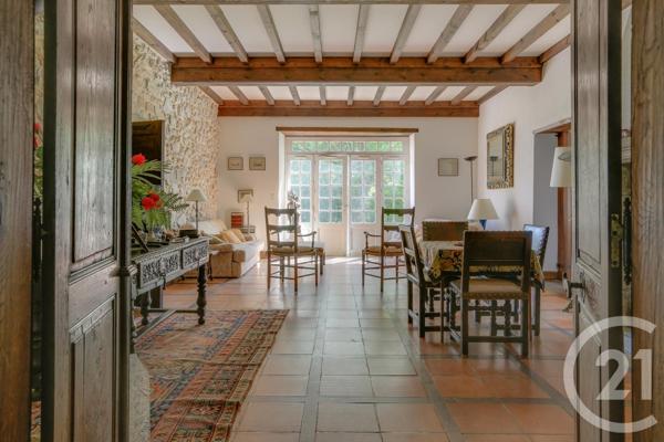 Maison à vendre  11 pièces - 328,90 m2 ST MARTIN DE HINX - 40