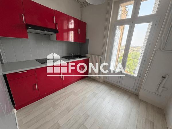 Location Appartement 3 pièces 54.1 m² - 59 AVENUE DE LA LIBERATION Poitiers 86000