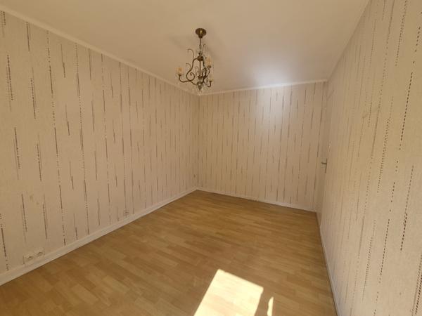 Maison
         4 pièces
        - 72 m² 148 000 € *
