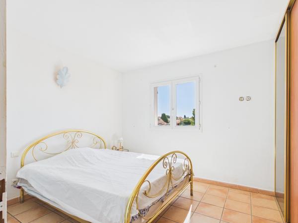 BANDOL – Villa familiale de 153 m² avec 3 chambres, appartement T2 indépendant et grand garage