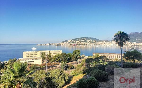 Appartement à louer    3 pièces •  Ajaccio
