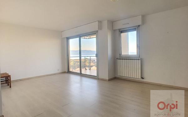 Appartement à louer    3 pièces •  Ajaccio