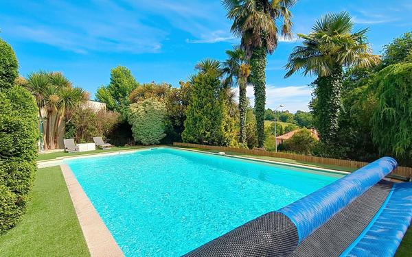 Maison à vendre    5 pièces •  Serres-Castet