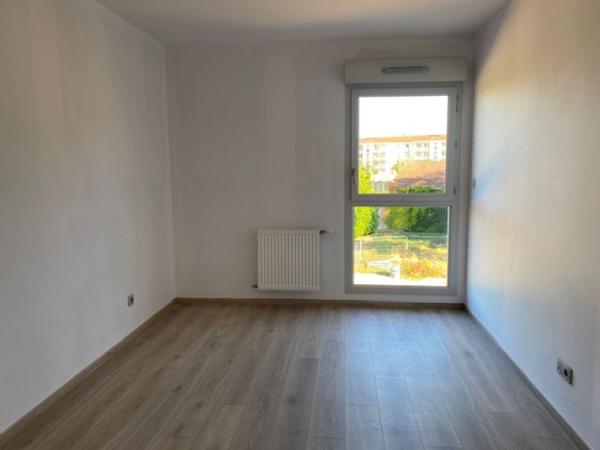 Appartement Peronnas 3 pièce(s) 64.31 m2