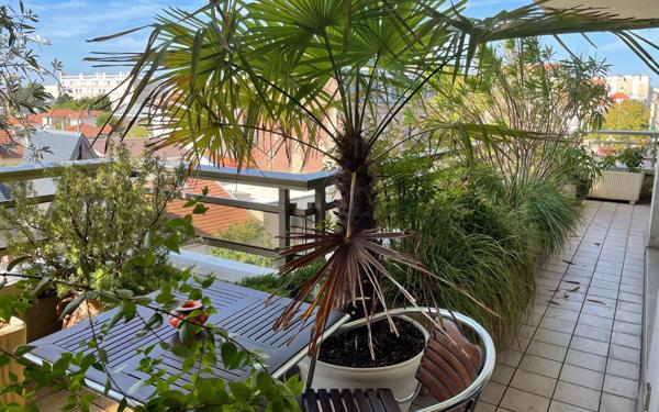 Appartement à vendre    4 pièces • 118 m2 La Varenne - Saint-Maur-des-Fossés