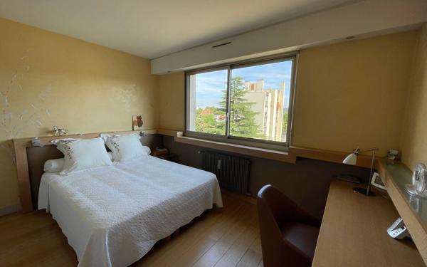 Appartement à vendre    4 pièces • 118 m2 La Varenne - Saint-Maur-des-Fossés