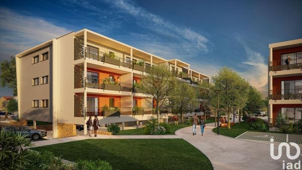 Appartement 2 pièces de 42 m² à Sénas (13560)
