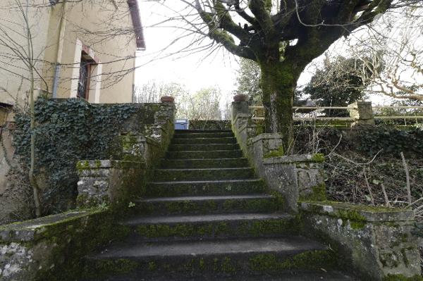 A VENDRE - SARLAT LA CANEDA - Maison de 103 m² sur parcelle de 1231 m²
