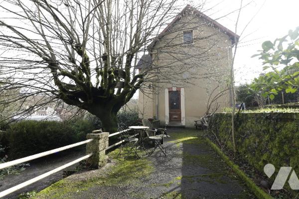 A VENDRE - SARLAT LA CANEDA - Maison de 103 m² sur parcelle de 1231 m²