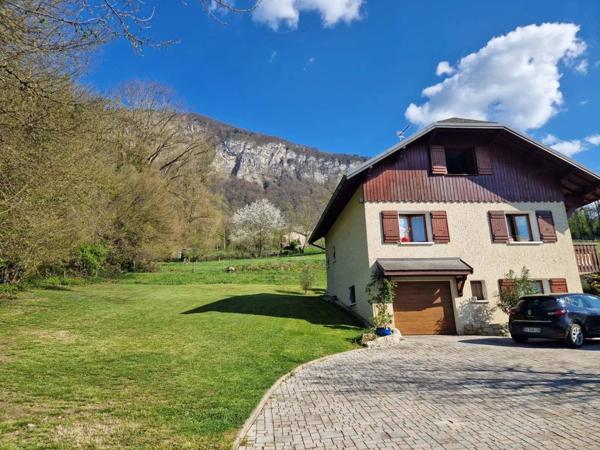 Aix'Plore immobilier vous propose cette maison de 5 pièces.