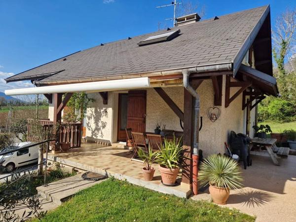 Aix'Plore immobilier vous propose cette maison de 5 pièces.