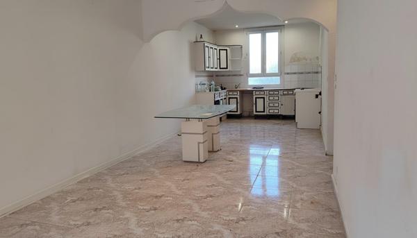 Appartement spacieux et lumineux faibles charges de copropriétés