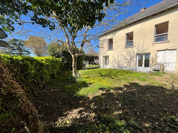 Maison 5 pièce(s) 121m2 Moigné - Jardin 720m²