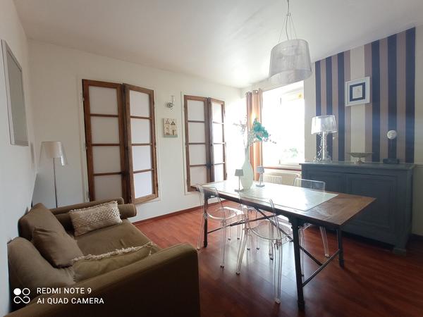 Maison de charme - 180 m2 avec garage - jardin , Bono