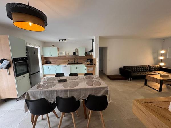 Rocbaron (83136) Maison T4/5 plain-pied 109 m2 + annexe de 23 m2 + Piscine