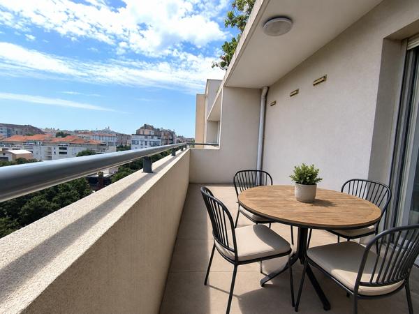 Appartement
         1 pièce
        - 37 m² 138 000 € *