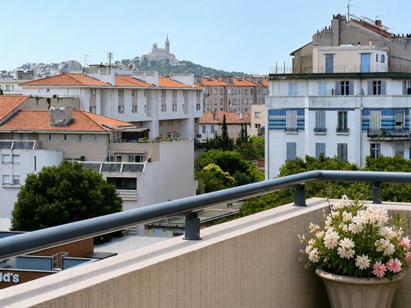 Appartement
         1 pièce
        - 37 m² 138 000 € *