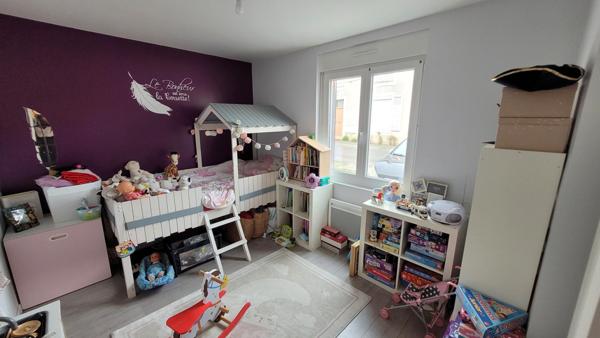 Ensemble de 2 maisons individuelles, 3 chambres chacunes, jardin, stationnement