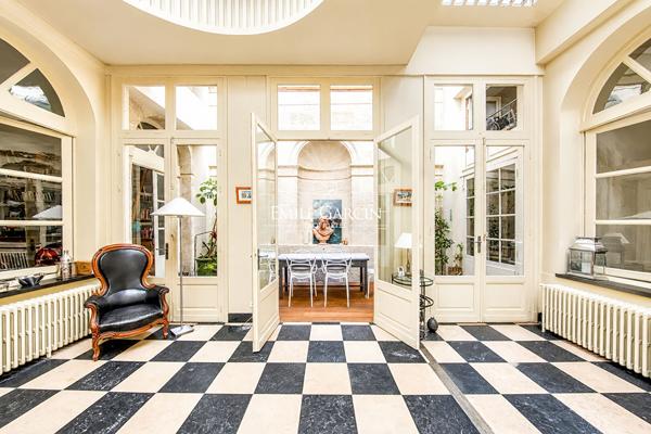 À vendre - Appartement  avec balcon - Bordeaux centre