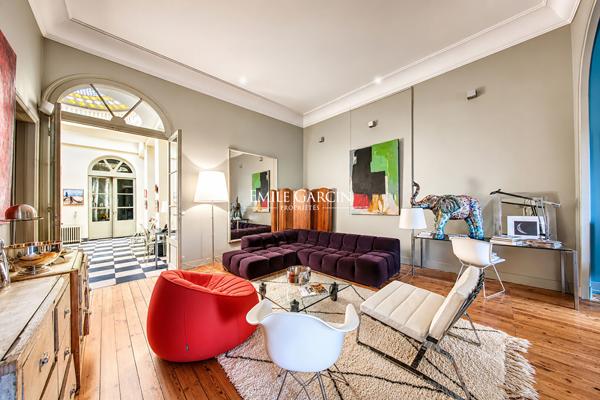 À vendre - Appartement  avec balcon - Bordeaux centre