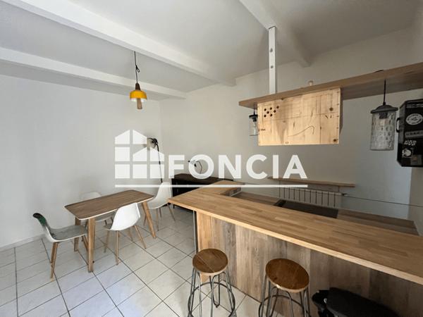 Location Appartement meublé 3 pièces 76.06 m² - 26 RUE ROBERT Nimes 30000
