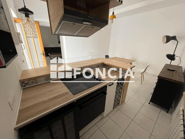 Location Appartement meublé 3 pièces 76.06 m² - 26 RUE ROBERT Nimes 30000