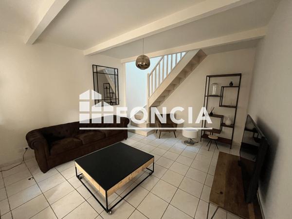 Location Appartement meublé 3 pièces 76.06 m² - 26 RUE ROBERT Nimes 30000