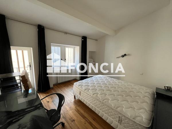 Location Appartement meublé 3 pièces 76.06 m² - 26 RUE ROBERT Nimes 30000