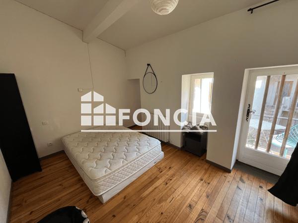 Location Appartement meublé 3 pièces 76.06 m² - 26 RUE ROBERT Nimes 30000