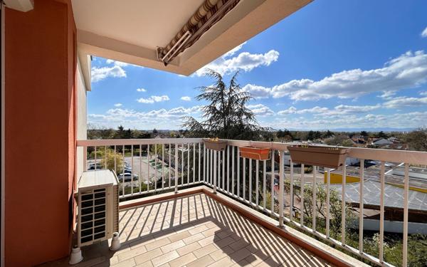 Appartement à vendre    3 pièces • 79,12 m2 Chassieu