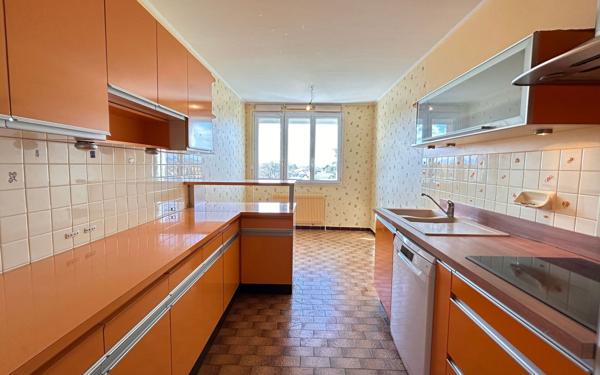 Appartement à vendre    3 pièces • 79,12 m2 Chassieu
