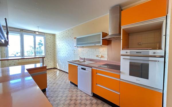 Appartement à vendre    3 pièces • 79,12 m2 Chassieu