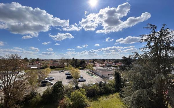 Appartement à vendre    3 pièces • 79,12 m2 Chassieu