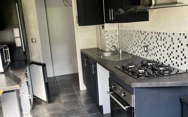 Appartement à louer    2 pièces •  Champagne-au-Mont-d'Or