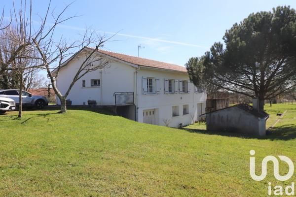 Maison à vendre 8 pièces 155 m² Montguyon