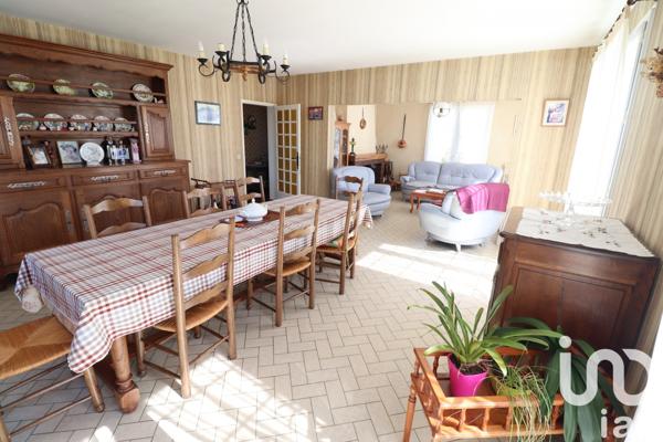 Maison à vendre 8 pièces 155 m² Montguyon