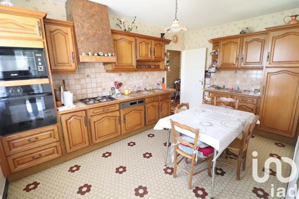 Maison à vendre 8 pièces 155 m² Montguyon