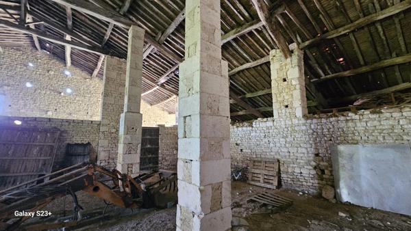 Ancienne - 4 pièces - 430 m²