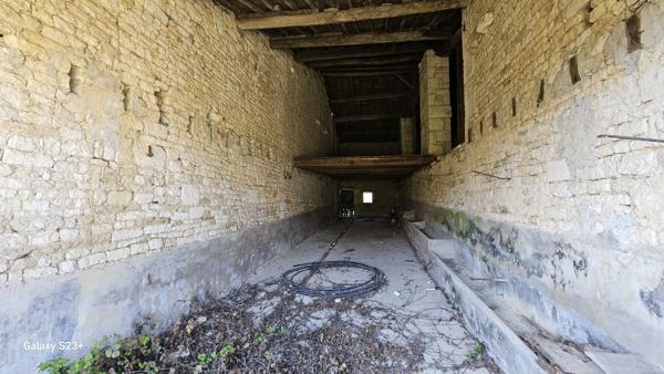 Ancienne - 4 pièces - 430 m²