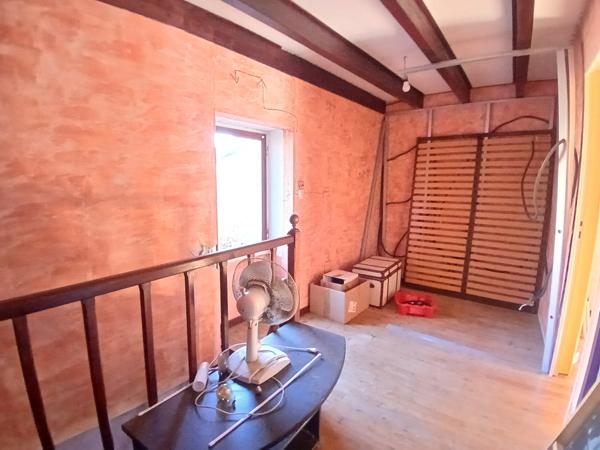 Idéal investisseur ou premier achat -Maison en pierre – Petit prix