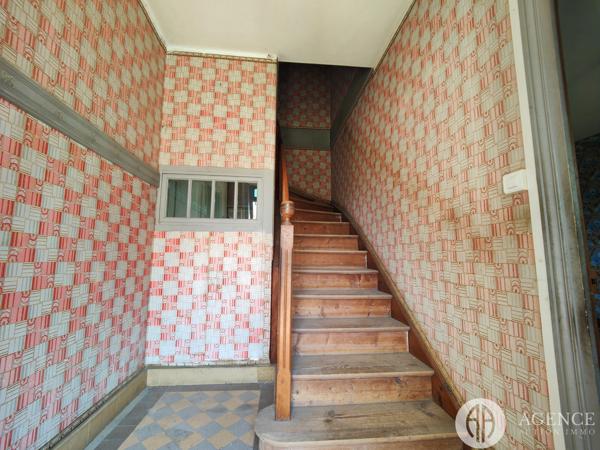 Sablons (38550) Maison a rénover avec terrain possibilité 2 habitations