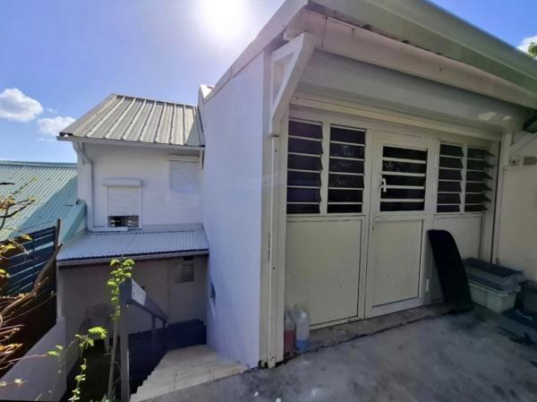 À LOUER – Maison mitoyenne T5 – Quartier Les Hauts de Maniba – Case-Pilote