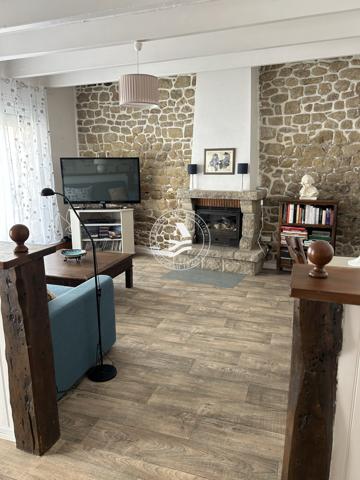 Maison de Village – Charme et Authenticité au Cœur de Locmariaquer