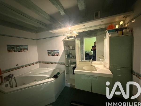 Maison à vendre 7 pièces 310 m² Rochecorbon